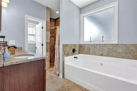 Bath - 9204 Malcolm Dr, Covington, GA 30014 photo 1 of 5