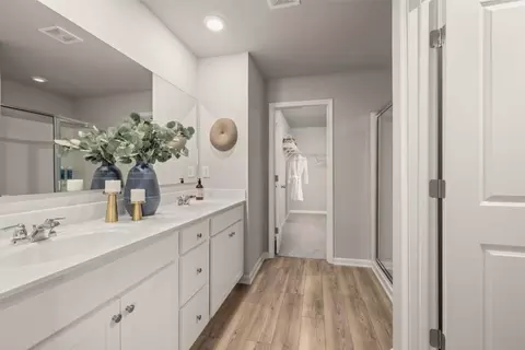 Entry Way - 1220 Arnhem Dr, Hampton, GA 30228 photo 3 of 6