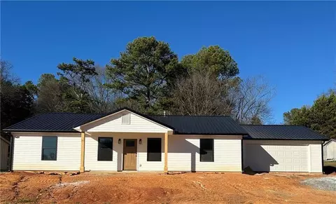 1033 Jones Mill Rd, Cartersville, GA 30120