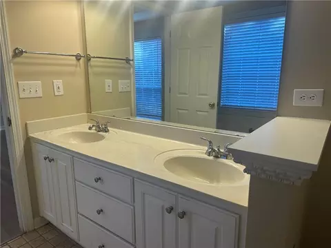 5860 Elm Tree Dr, Buford, GA 30518 photo 14