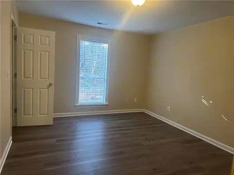 5860 Elm Tree Dr, Buford, GA 30518 photo 9