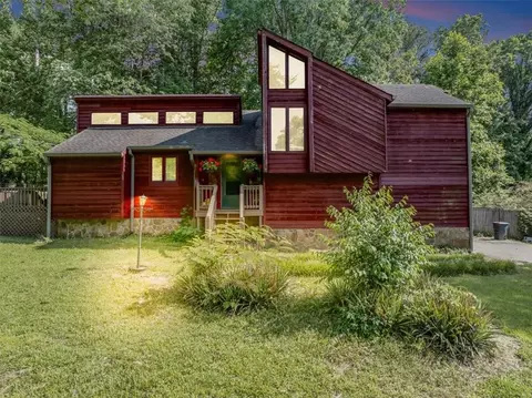 2375 Justine Ter, Lithia Springs, GA 30122