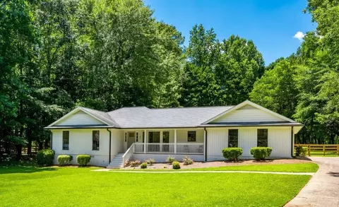 140 Pine Glade Trce, Roswell, GA 30075
