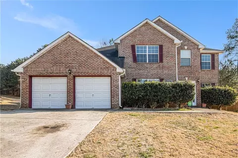 1921 Boulder Gate Dr, Ellenwood, GA 30294