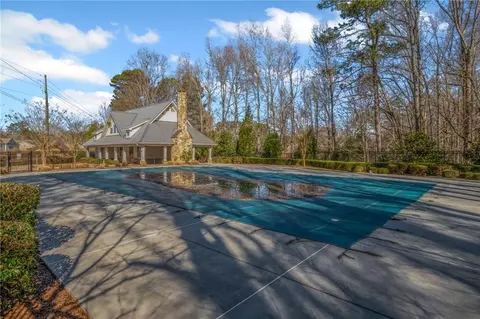 Exterior - 2005 Sauls Pl, Milton, GA 30004 photo 18 of 22
