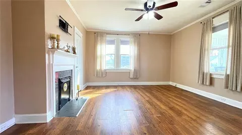 Living - 4011 3rd Ave, Rockmart, GA 30153 photo 3 of 3