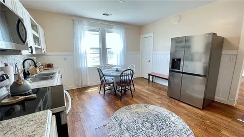 Kitchen - 4011 3rd Ave, Rockmart, GA 30153 photo 3 of 4