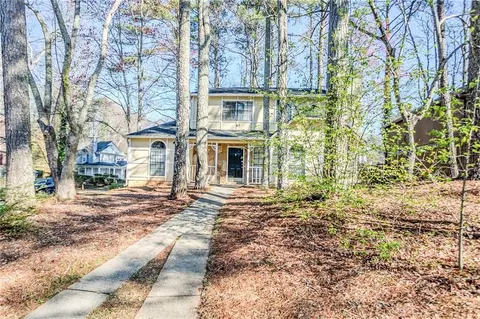 4726 Old Countryside Cir S, Stone Mountain, GA 30083