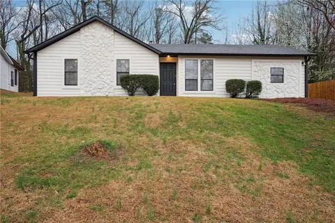 5151 Martins Crossing Rd, Stone Mountain, GA 30088