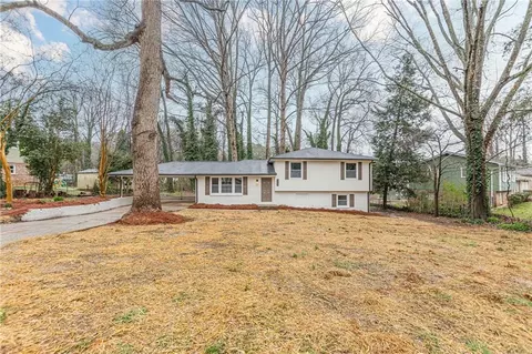 8483 Magnolia Dr, Jonesboro, GA 30238