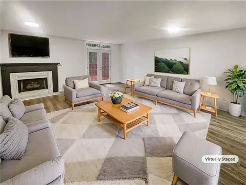 6420 Wedgeview Dr, Tucker, GA 30084