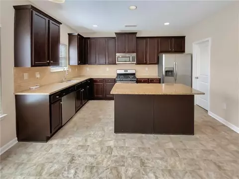 1181 Paramount Dr, Mcdonough, GA 30253 photo 6