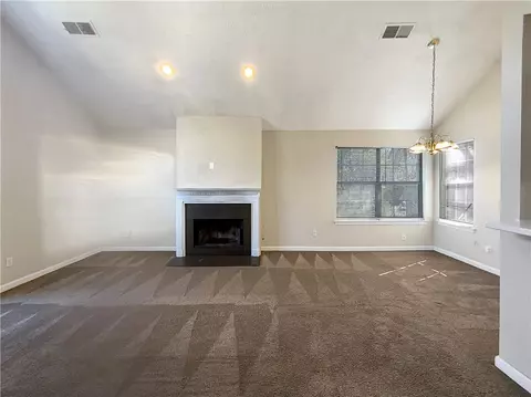 Living - 2721 Arctic Ct, Morrow, GA 30260 photo 2 of 4