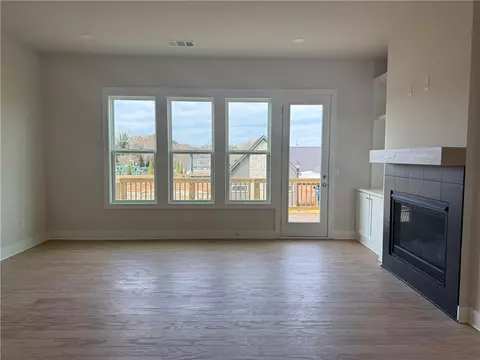 2445 Red Maple Xing SE, Smyrna, GA 30080