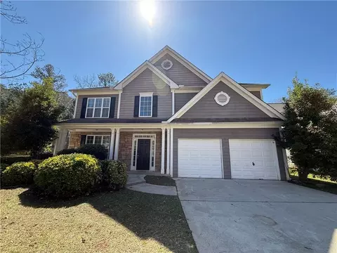 2728 Sandalwood Cir, Locust Grove, GA 30248