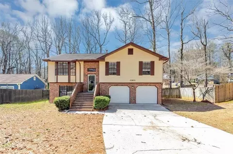 5508 Hadrian Ct, Lithonia, GA 30058