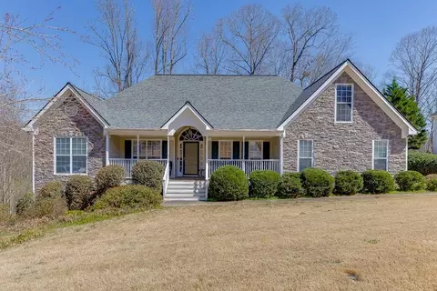 5559 River Valley Way, Flowery Branch, GA 30542