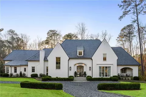4380 Garmon Rd NW, Atlanta, GA 30327