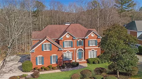 775 River Cliff Ct, Suwanee, GA 30024