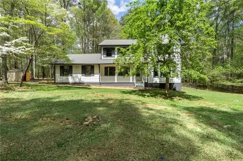 230 Huntcliff Ct, Fayetteville, GA 30214