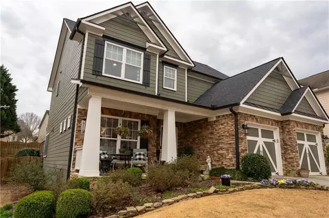 7919 Keepsake Ln, Flowery Branch, GA 30542