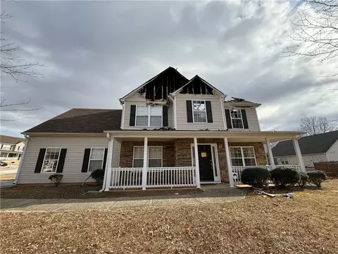 952 Swan Ridge Cir, Grayson, GA 30017