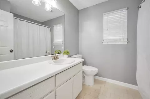 Bath - 170 Fairview Chase Rd, Covington, GA 30016 photo 3 of 3