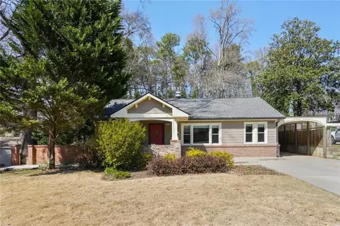 2592 Valley Stream Dr, Atlanta, GA 30360
