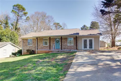 160 Chanticleer Rd, Commerce, GA 30529