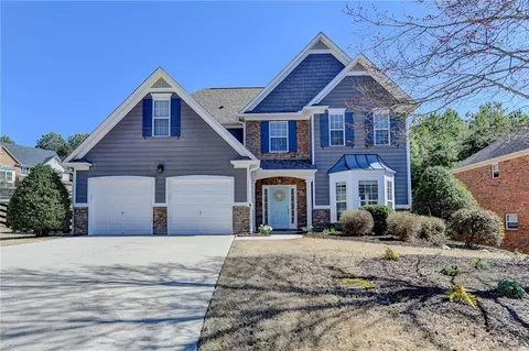 5930 Crescent Landing Dr, Cumming, GA 30028