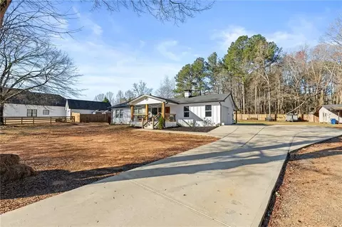 241 Mitchell Rd NW, Monroe, GA 30656