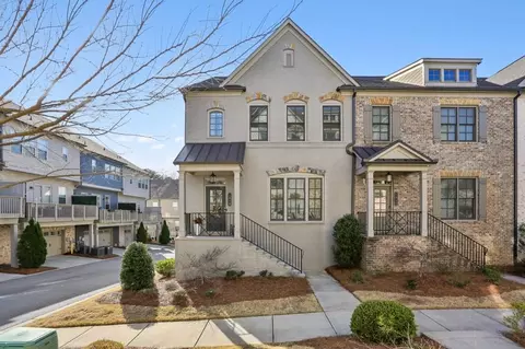 1828 Falling Sky Ct, Atlanta, GA 30319