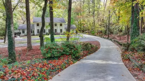 7185 Peachtree Dunwoody Rd, Atlanta, GA 30328