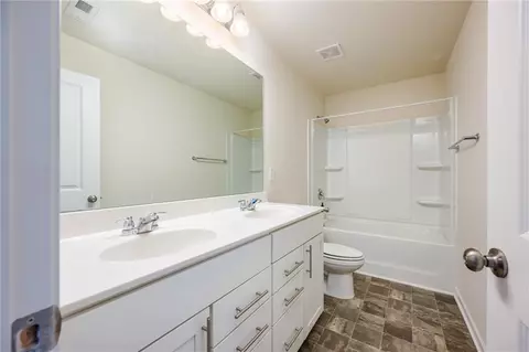 Bath - 3444 Pratt Way, Bethlehem, GA 30620 photo 2 of 2