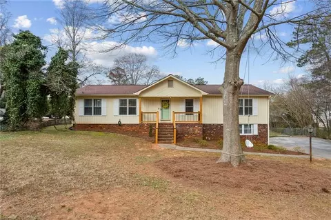 2441 Hidden Hills Dr, Marietta, GA 30066