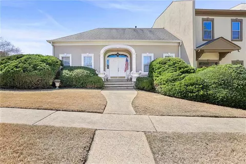 9390 Knollcrest, Alpharetta, GA 30022