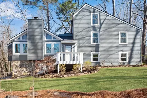 2421 Spring Lake Dr, Marietta, GA 30062