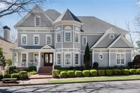 8111 Lawnview Dr, Alpharetta, GA 30022