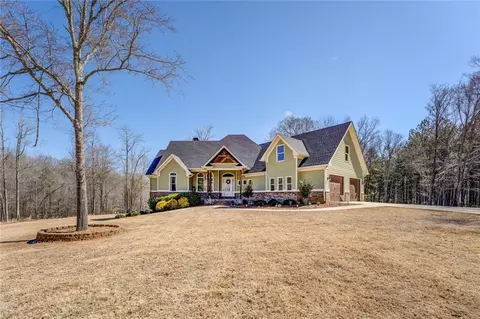 Exterior - 100 Walnut Ridge Ct, Covington, GA 30014 photo 2 of 14