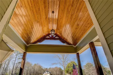 Exterior - 100 Walnut Ridge Ct, Covington, GA 30014 photo 6 of 14