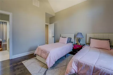 Bedroom - 100 Walnut Ridge Ct, Covington, GA 30014 photo 4 of 9