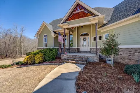 Exterior - 100 Walnut Ridge Ct, Covington, GA 30014 photo 4 of 14