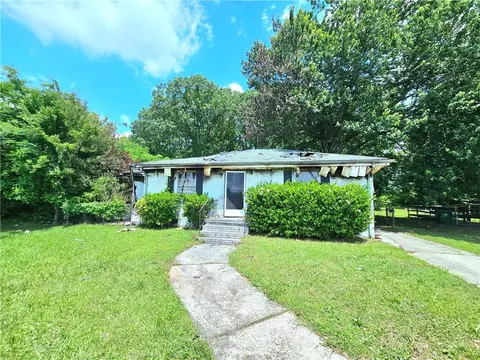 2022 Cook Rd, Decatur, GA 30032