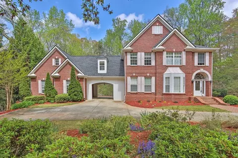 20 Wolverton Ct, Stone Mountain, GA 30087