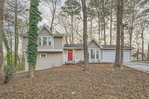 2436 Wilshire Ct, Decatur, GA 30035