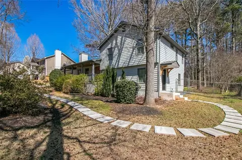 700 Hill Meadow Dr, Dacula, GA 30019