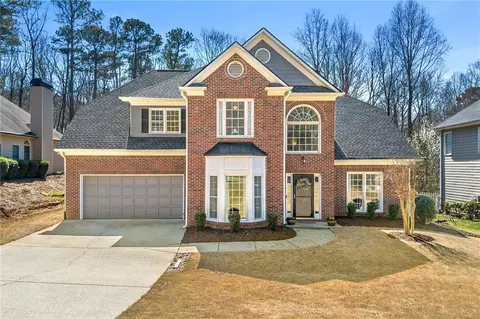 6317 Green Oak Rdg, Flowery Branch, GA 30542