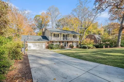 1883 Acuba Ln, Atlanta, GA 30345