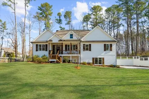 5920 Reinhardt College Pkwy, Waleska, GA 30183