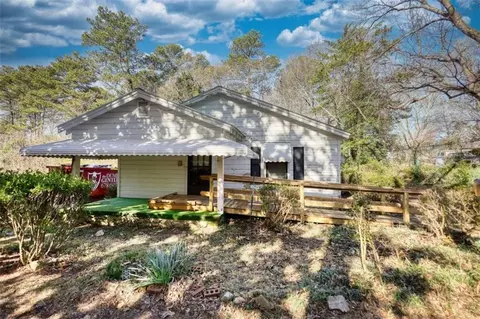 5500 Rockbridge Rd, Stone Mountain, GA 30088
